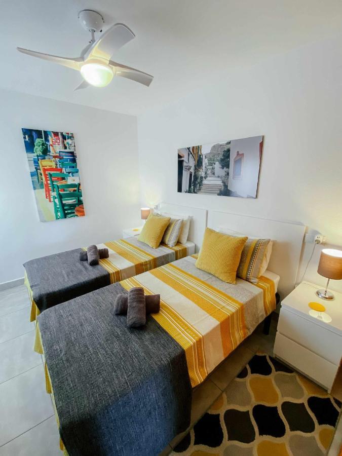 Stunning 2 Bedroom Apartment With Pool View アリカンテ エクステリア 写真