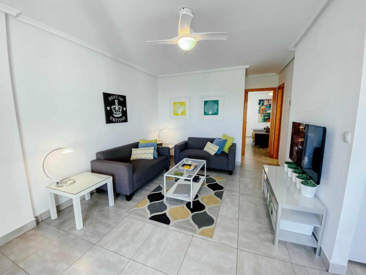 Stunning 2 Bedroom Apartment With Pool View アリカンテ エクステリア 写真