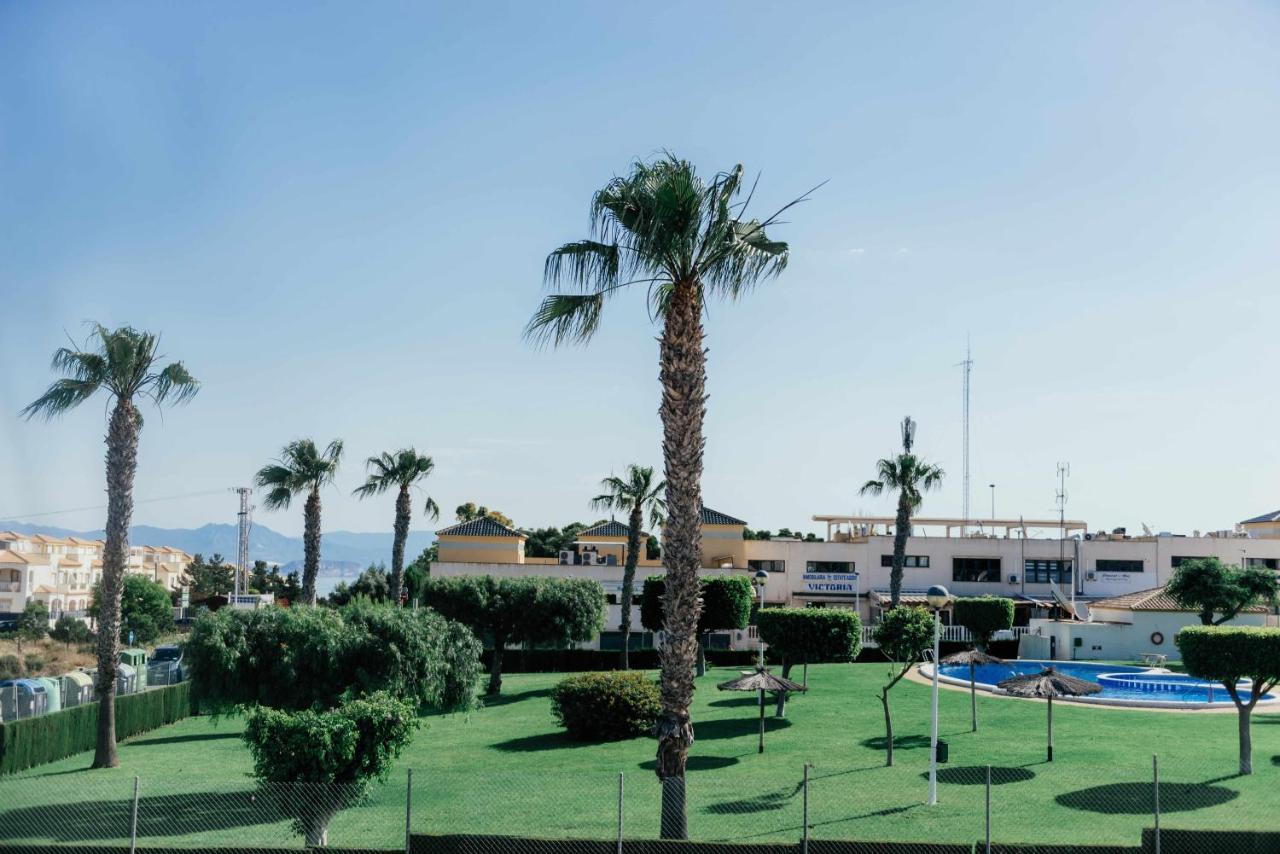 Stunning 2 Bedroom Apartment With Pool View アリカンテ エクステリア 写真