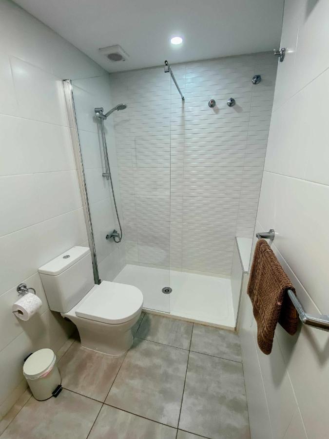 Stunning 2 Bedroom Apartment With Pool View アリカンテ エクステリア 写真
